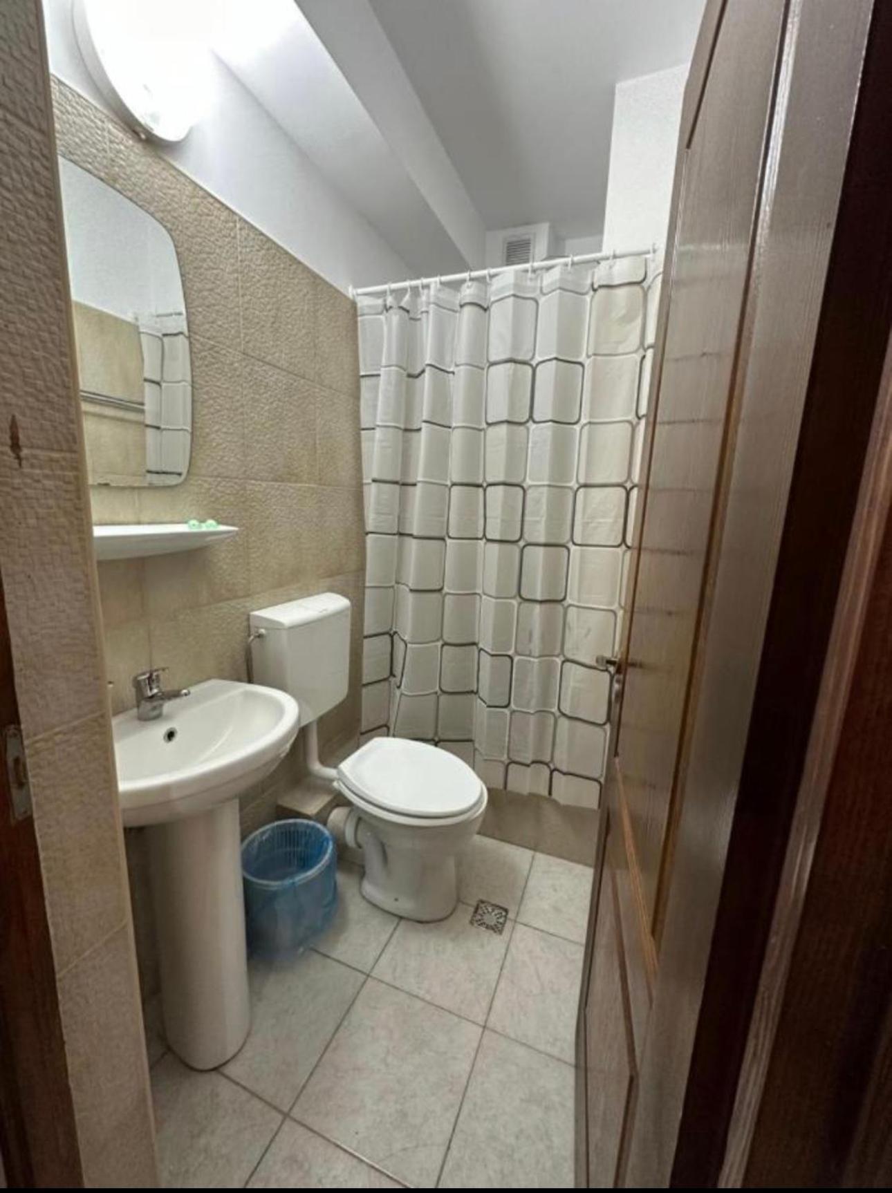Cazare Arges Mall Питешти Экстерьер фото